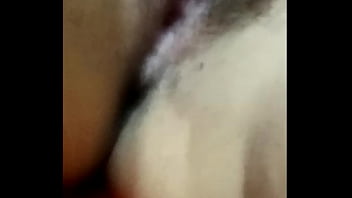 Bergoyang Di Ranjang Kekasih Gelap