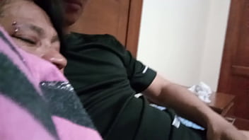 Dengan Ibu Mertua Yang Menggoda