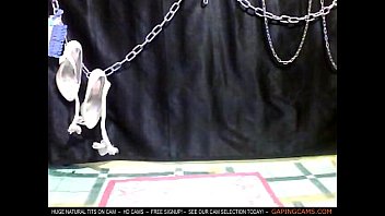 Gadis Webcam Asia Payudara Besar Di Olesi Minyak Dan Di Hisap Bagian 1 Live Cam