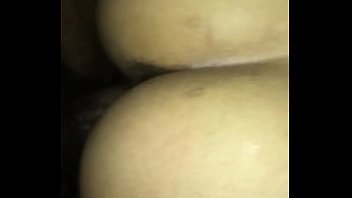 Boneka Kuning Siap Melayani Hasratmu
