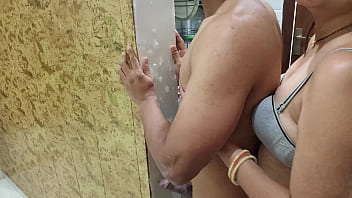 Bade Doodh Wali Padosan Ki Bhabhi Ko Cheeni Maangne Ke Bahane Choda