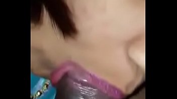 Suami Ngesot Malam-malam, Desi Blowjob Dengan Audio Hindi Yang Bikin Panas