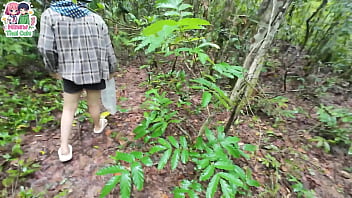 Gadis Thailand Merintih Kesepian Di Hutan Belantara, Celana Basah Oleh Hasrat Yang Tak Tertahankan