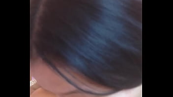 Gadis Cina Jelek Itu Menghisap Batangku Sampai Puas