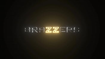 Menggila Di Dua Lubang Pantat Kira Noir, Tonton Full Di Brazzers