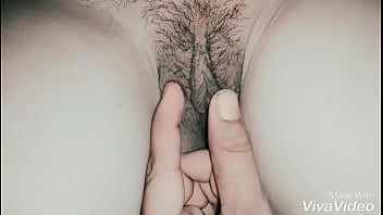 Memek Istri Desi Yang Menggoda