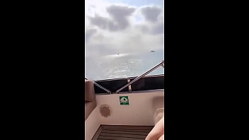 Em Gái Tàu, Nóng Bỏng Và Quyến Rũ