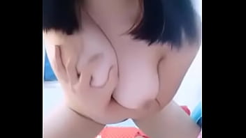 Gadis Tionghoa Ini Sangat Mendambakan Nafsu Birahi