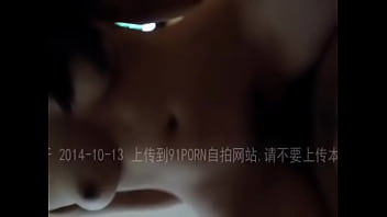 Amatir Asia Cina Menggoyang Dengan Gaya Koboi Yang Liar