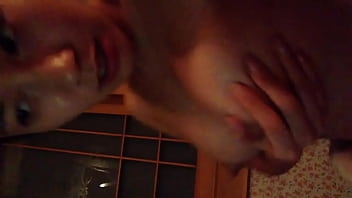 Gadis Cina Seksi Dan Menggoda Bagian 1