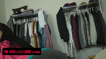 Gadis Perawan Tak Berdosa Dihardik Lubang Pantatnya Yang Ketat Oleh Kakak Tiri Yang Bergairah