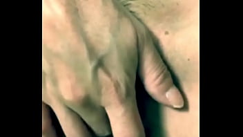 Gadis Asia Yang Menggoda Dengan Sensualitas Tak Terbantahkan