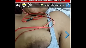 Desi Gadis Seksi Yang Siap Memuaskan Hasratmu