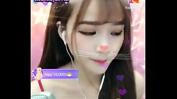 Gadis Asia Manis Menggoda Bercanda Mesra Di Uplive