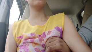 Bercinta Liar Di Dalam Mobil Di Tempat Umum Dalam Video Porno Lokal