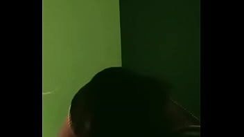 Bibi Desi Mengulum Batangku Bagian 1
