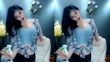 Cô Nàng Trung Quốc Quyến Rũ Với Vũ điệu Nóng Bỏng Cuồng Nhiệt