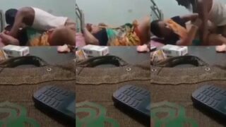 Maulana Memuaskan Nafsu Dengan Gadis Desi Yang Genit Di Depan Muridnya