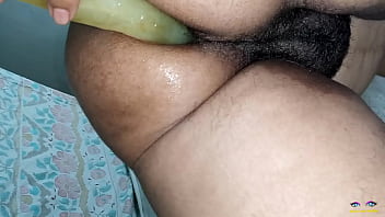 Penetrasi Ganda Maksimal: Mentimun Dan Dildo Untuk Dubur Dan Memek Dalam Rispan Panas Istri India Bbw Gemuk Dengan Audio Hindi Jelas