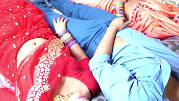 Ibu Tiri India & Anak Tiri Dalam Adegan Panas Berbahasa Hindi