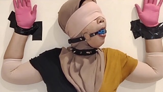 Gadis Berjilbab Diikat Dan Ditaklukkan