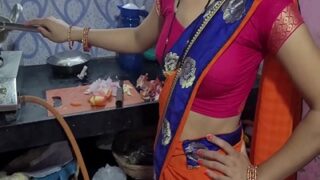 Video Mesum Di Dapur Bhabhi Nakal Dan Devar Yang Panas