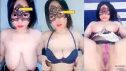 Claudya Membuka Lebar, Menggoda Dengan Kemesraan