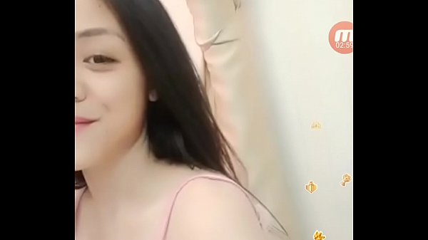 Tetesan Payudara Gadis Vietnam Di Bigo Live