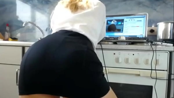 Masturbasi Di Webcam Live: Gadis Jalang Ini Bikin Penonton Gila