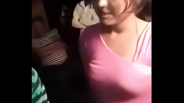 गर्म देशी चोदाई सन्नी