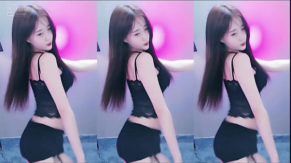 Cô Nàng Trung Quốc Phô Diễn Vũ đạo Nóng Bỏng Trong Bộ áo Ren đen Mê Hoặc