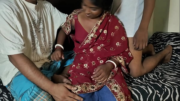 Bhabhi Manis Selingkuh Dari Suami Dan Bergairah Dengan Dua Adik Tirinya