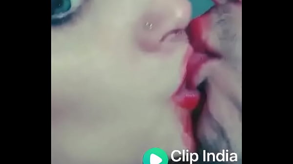 Kakakku Ngentot Pacarnya Saat Ciuman