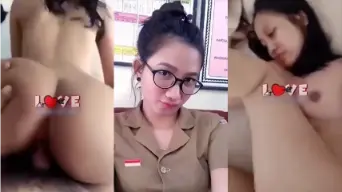 Guru Seksi Bikin Heboh Dengan Adegan Mesum
