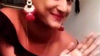 Tarian Erotis Wanita India Telanjang Bulat