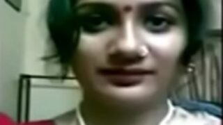 Video Panas Bibi Striptis Di Kamera