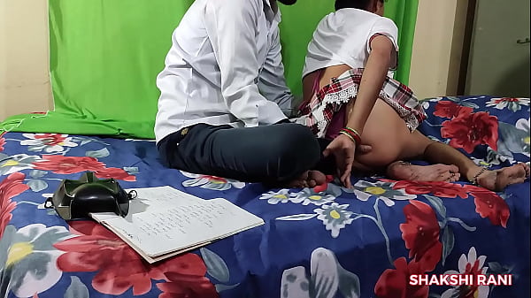 Guru Les India Dan Muridnya Beraksi Dalam Adegan Panas