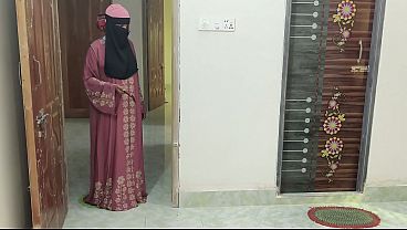 Aku Ngentot Adik Tiriku Karena Dia Dibiarkan Main Game.