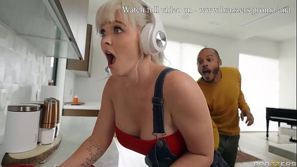 Gadisku Suka Dihardcore Dari Belakang! – Kay Carter, Delilah Day / Brazzers / Tonton Full Di Www.brazzers.promo/ana
