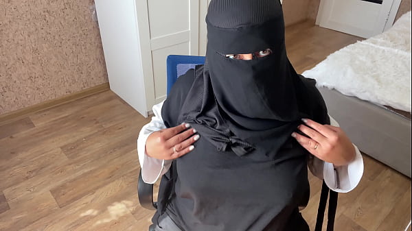Istri Arab Baca Cerita Sex Panas Bikin Makin Horny