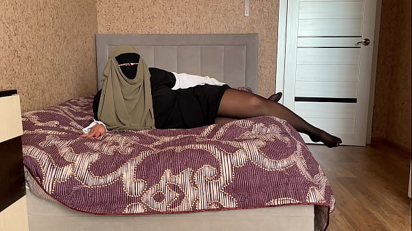 Wawancara Khalifah Turki Di Casting Bokep, Kontolnya Dimasukin Ke Memek Sampai Penuh Air Mani.