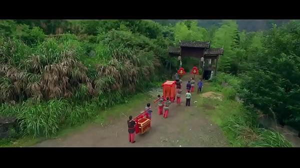Phim Cổ Trang Trung Hoa: Những Cuộc Tình Nồng Cháy Trên Giường Gỗ