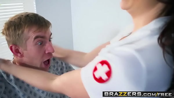 Petualangan Panas Dokter: Chanel Preston & Veruca James Dalam Adegan Liar
