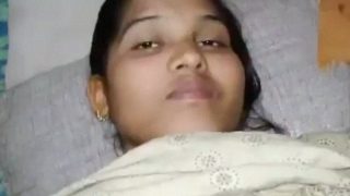 Cewek Toko Bunga India, Keerthi, Digarap Puas Di Rumah.