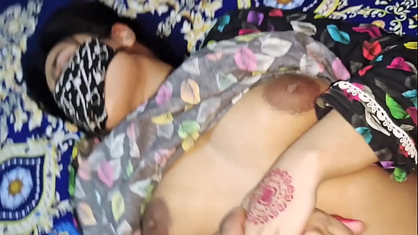 Ibu Tiriku Ngajarin Gue Soal Sex, Dirty Talk Hindi, Erangan Liar, Seks Liar.