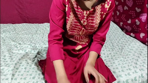 Desi Indian Cewek Tiri Main Seru Dengan Kakak Tiri Di Kamar, Suara Hindi Bikin Makin Panas.