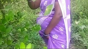 Desa India, Pasangan Bercinta Di Alam Bebas, Basah Kuyup Kena Angin.