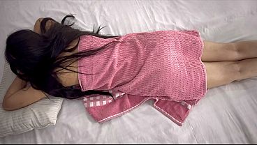 Pelayan Pijat Pantat Cewek Nri, Langsung Ngewe Memek Sambil Pegang Pantat Gede