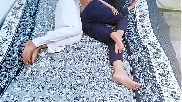 Desi Cewek Imut Malu-malu Ngerasain Pertama Kali, Bokep Desa Cewek Kampung Pertama Kali Ngentot