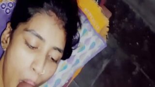 Aku Ngewe Kontol Gede Pacarku Pertama Kali Sampai Ngencingin Lubang.